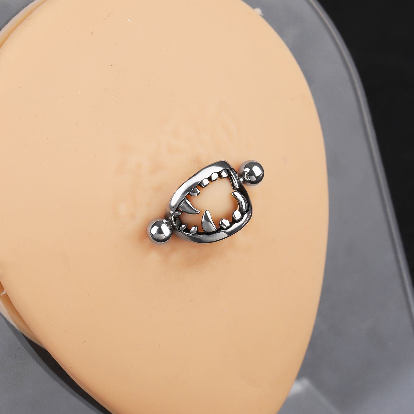 14G/14mm  Internally Threaded F136 Titanium Straight Barbell  Vamp Fang Nipple Barbell Piercing Jewelry