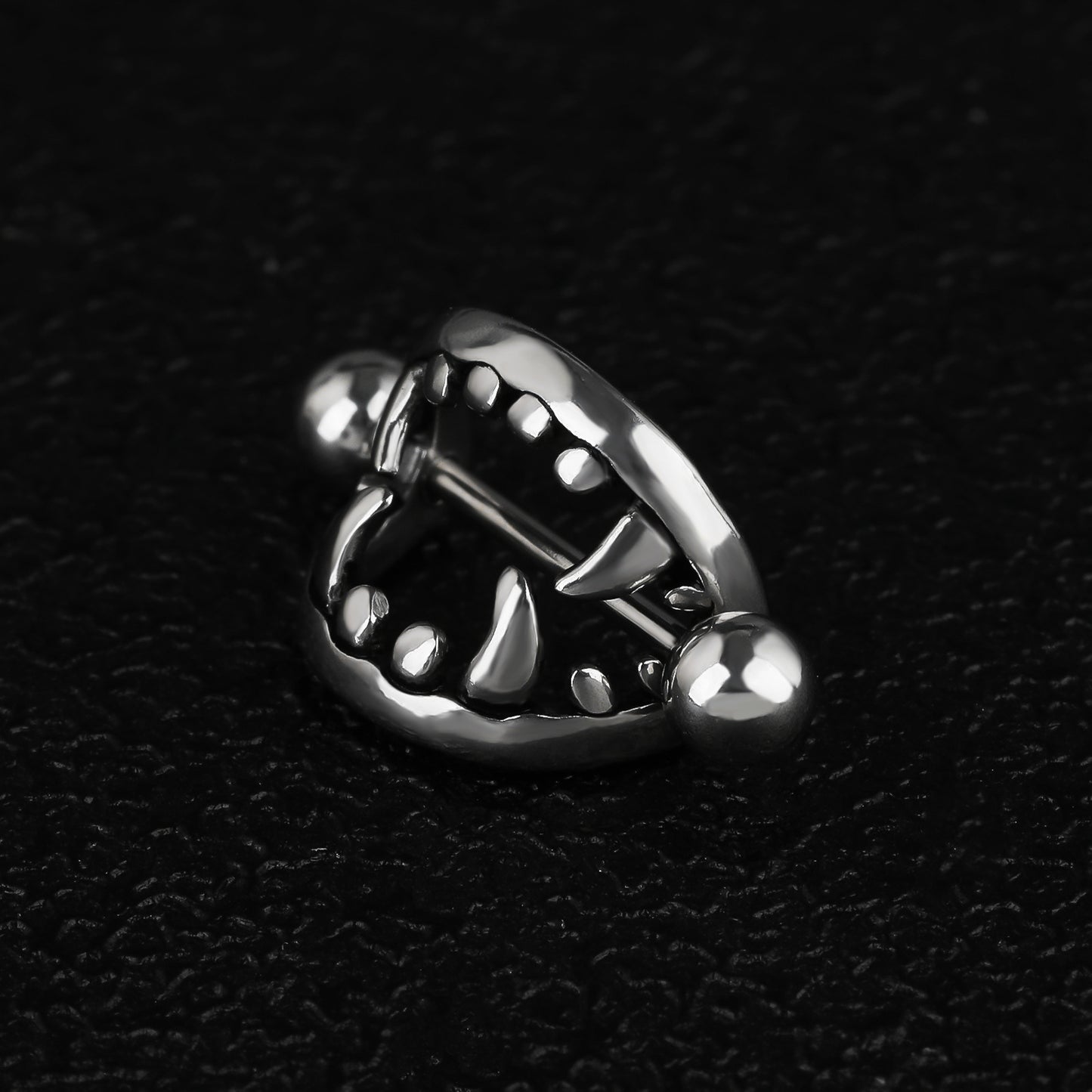 14G/14mm  Internally Threaded F136 Titanium Straight Barbell  Vamp Fang Nipple Barbell Piercing Jewelry