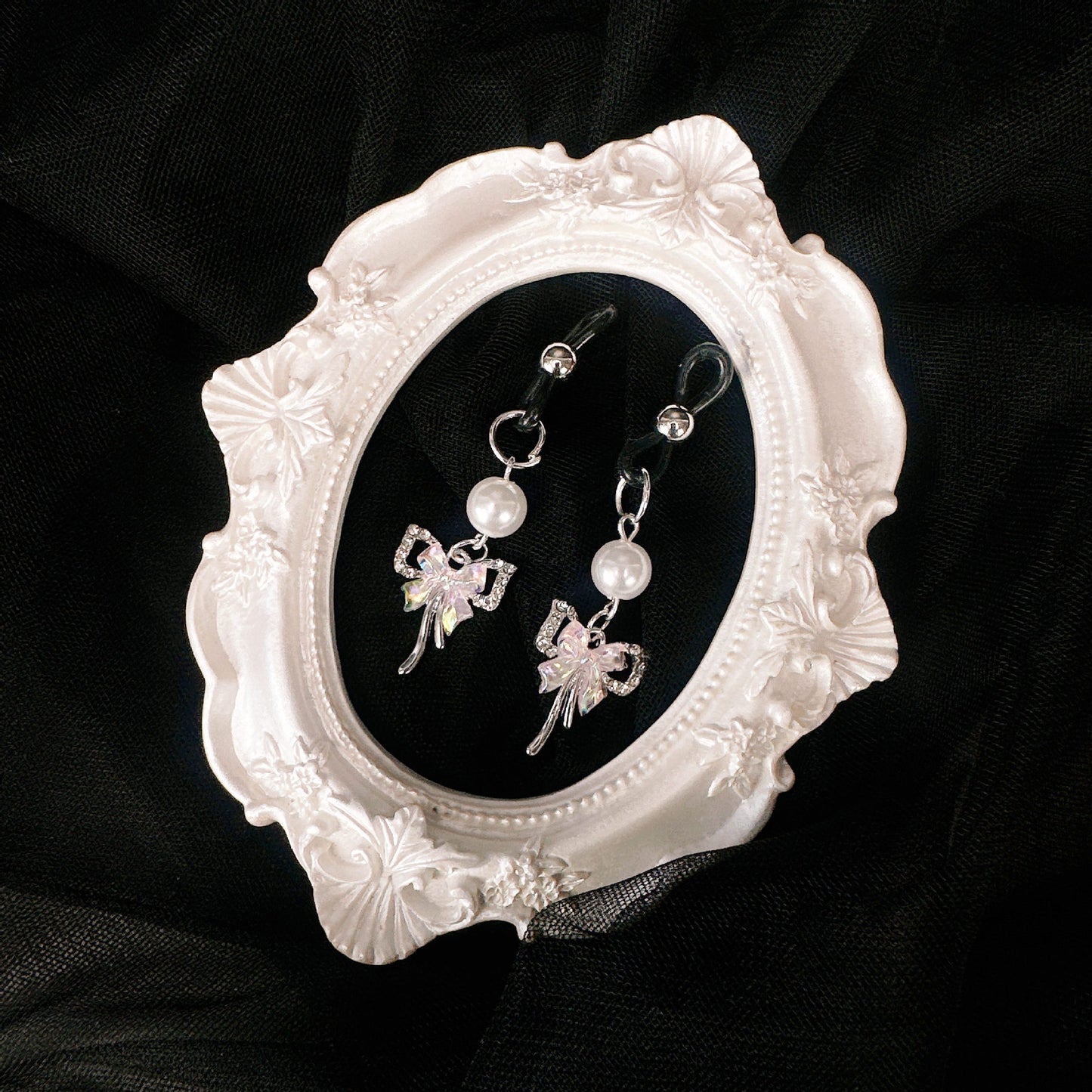Pearl chain nipple clamps jewelry