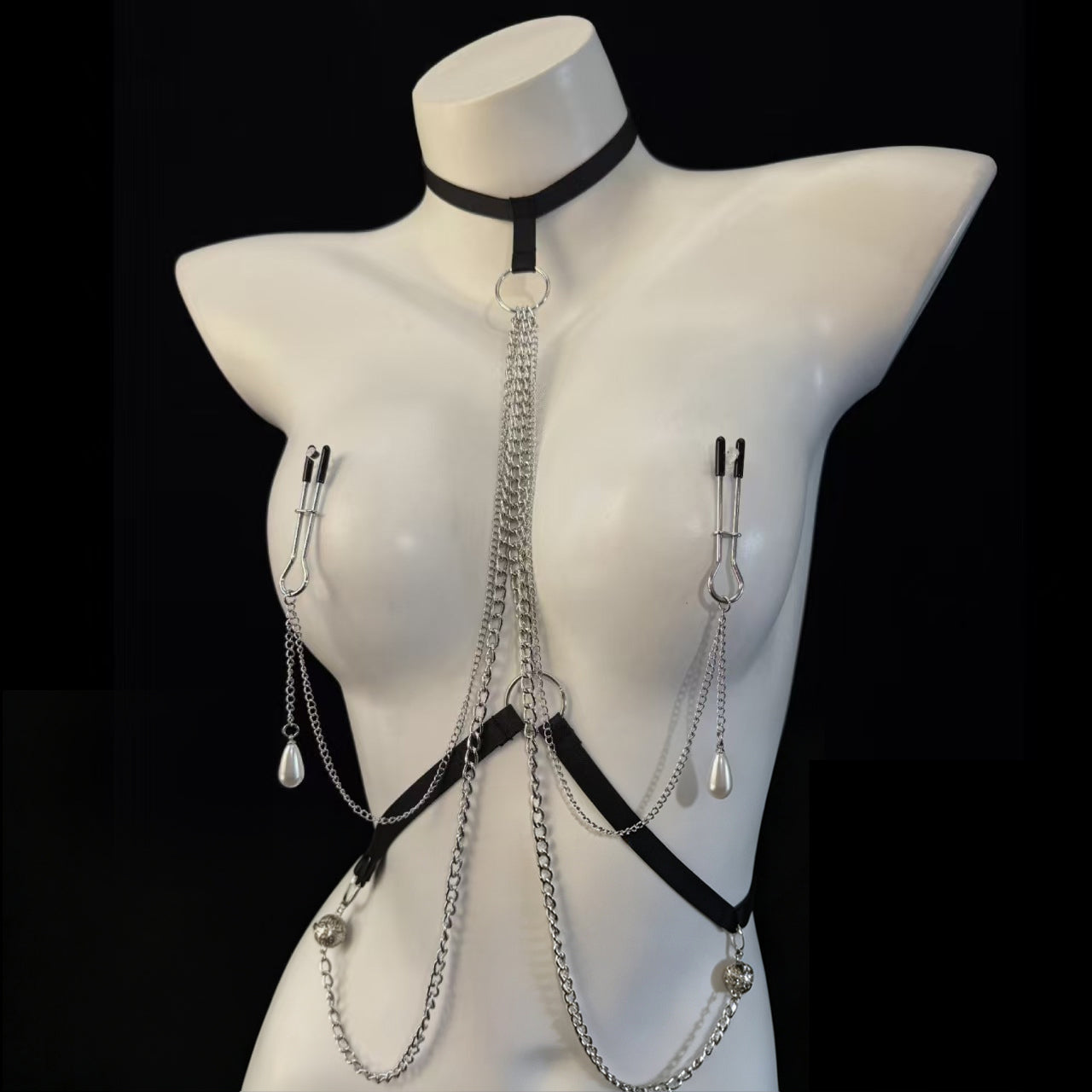 Non-pierced body harness chain equipped with sleek lightweight tension clips and pearl pendant accents.